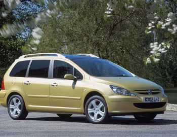 Peugeot 307 SW [UK-spec] '2002–05