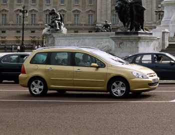 Peugeot 307 SW [UK-spec] '2002–05