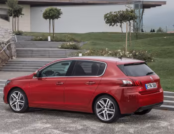 Peugeot 308 [Worldwide] '2013–17