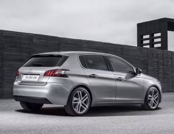 Peugeot 308 [Worldwide] '2013–17