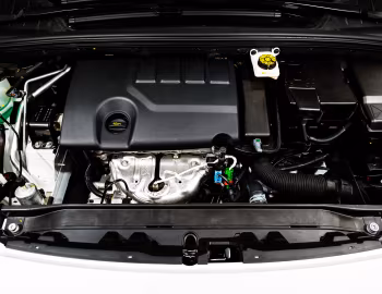 Under The Hood Peugeot 308 [Latam] '2015–21