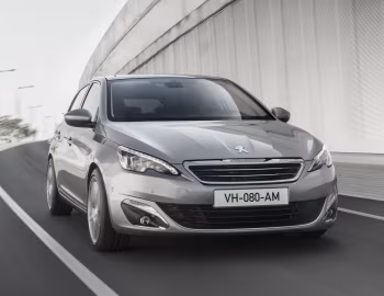 Peugeot 308 [Worldwide] '2013–17