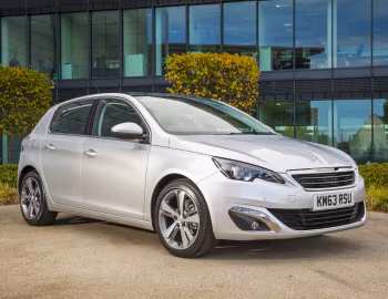Peugeot 308 [UK-spec] '2013–17