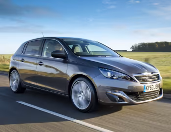 Peugeot 308 [UK-spec] '2013–17