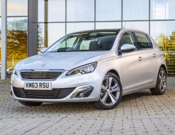Peugeot 308 [UK-spec] '2013–17