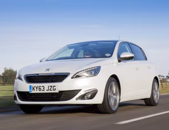 Peugeot 308 [UK-spec] '2013–17