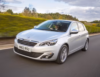 Peugeot 308 [UK-spec] '2013–17