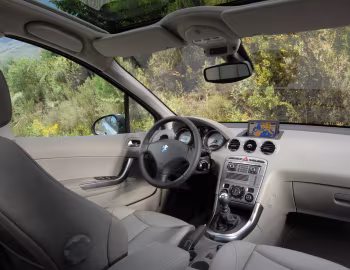 Painel frontal Peugeot 308 5-door [Worldwide] '2007–11