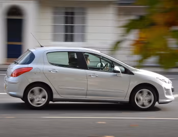 Peugeot 308 5-door [UK-spec] '2007–11
