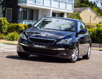 Peugeot 308 Active [Australia] '2014–17