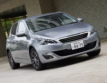 Peugeot 308 Allure [Japan] '11.2014–10.2017