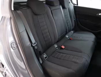 Інтер'єр Peugeot 308 Allure [Japan] '11.2014–10.2017