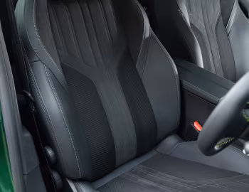 Interior Peugeot 308 GT [UK-spec] '2022–pr.