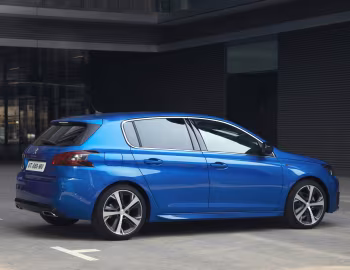 Peugeot 308 GT [Worldwide] '2017–21