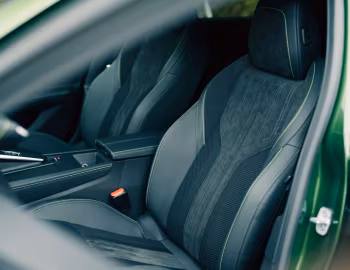 Interior Peugeot 308 GT [Japan] '2022–pr.