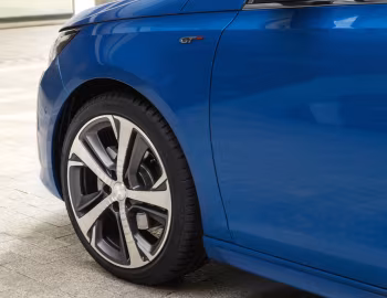 Peugeot 308 GT [Worldwide] '2017–21