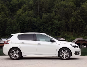 Peugeot 308 GT Line [Worldwide] '2017–21