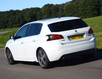 Peugeot 308 GT Line [UK-spec] '2017–21
