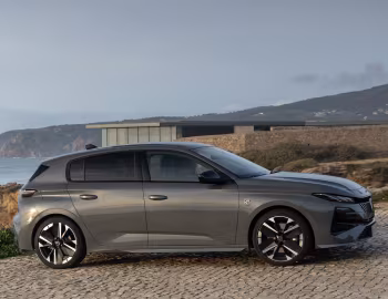 Peugeot 308 GT Plug-in Hybrid [Worldwide] '2025–pr.