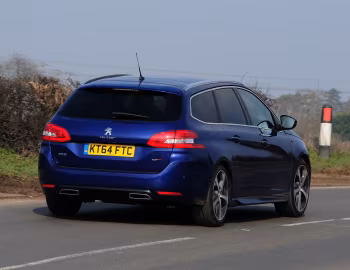 Peugeot 308 SW GT [UK-spec] '2015–17