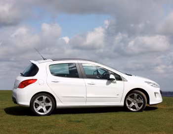 Peugeot 308 GT THP 175 5-door [UK-spec] '2008–10