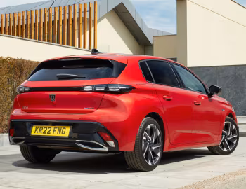 Peugeot 308 HYBRID [UK-spec] '2022–pr.