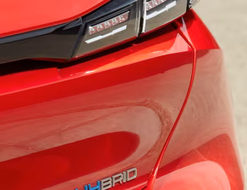 Peugeot 308 HYBRID [UK-spec] '2022–pr.