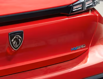 Peugeot 308 HYBRID [UK-spec] '2022–pr.
