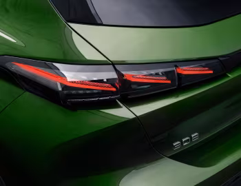 Peugeot 308 GT HYBRID [Worldwide] '2021–25