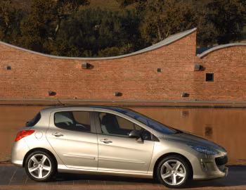 Peugeot 308 Premium Pack '2008–11