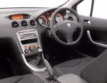 Інтер'єр Peugeot 308 SW [South Africa] '10.2008–02.2010