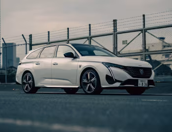 Peugeot 308 SW GT HYBRID [Japan] '2022–pr.