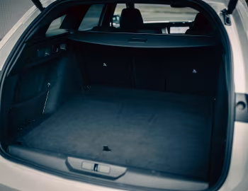 Porta-malas Peugeot 308 SW GT HYBRID [Japan] '2022–pr.