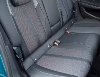 Interior Peugeot 308 SW [UK-spec] '2022–pr.
