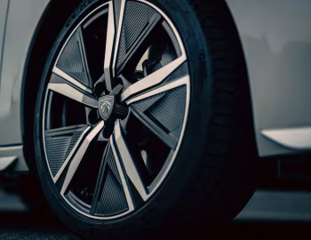 Peugeot 308 SW GT HYBRID [Japan] '2022–pr.