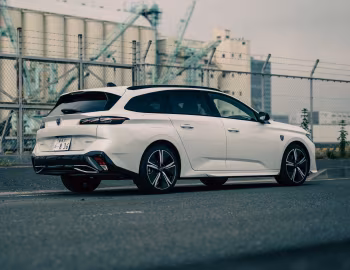 Peugeot 308 SW GT HYBRID [Japan] '2022–pr.
