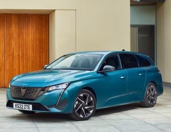 Peugeot 308 SW [UK-spec] '2022–pr.