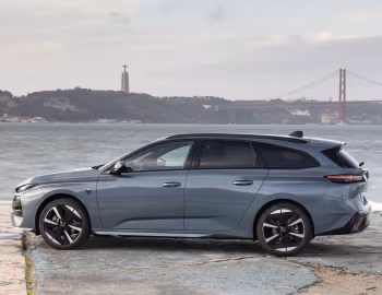 Peugeot E-308 SW GT [Worldwide] '2025–pr.