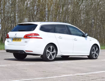 Peugeot 308 SW GT Line [UK-spec] '2015–17