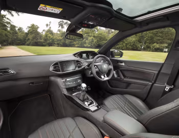 Interior Peugeot 308 SW GT Line [UK-spec] '2017–21