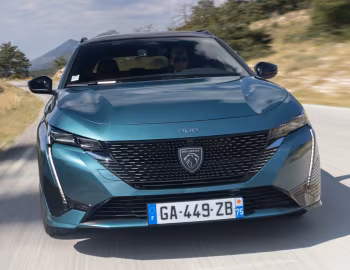 Peugeot 308 SW GT HYBRID [Worldwide] '2021–25