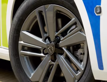 Peugeot 308 SW Police [UK-spec] '2023–pr.