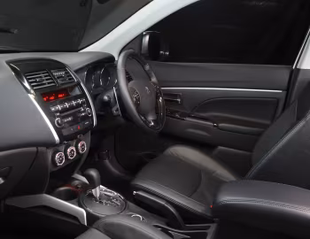 Інтер'єр Peugeot 4008 [Australia] '2012–17