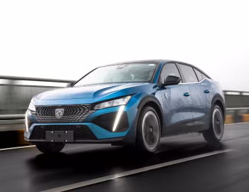 Peugeot 408X GT [China] '2023–pr.