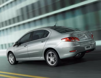 Peugeot 408 [Latam] '2011–15
