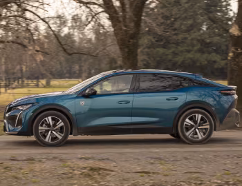 Peugeot 408 GT [Latam] '2025–pr.