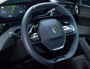 Interior Peugeot 408 GT Hybrid [UK-spec] '2026