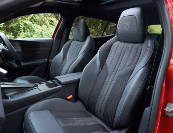 Interior Peugeot 408 GT Hybrid [UK-spec] '2026