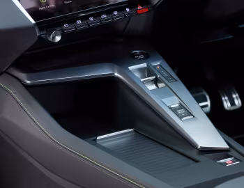 Interior Peugeot 408 GT Hybrid [UK-spec] '2026