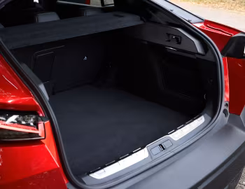 Porta-malas Peugeot 408 GT Hybrid [UK-spec] '2026
